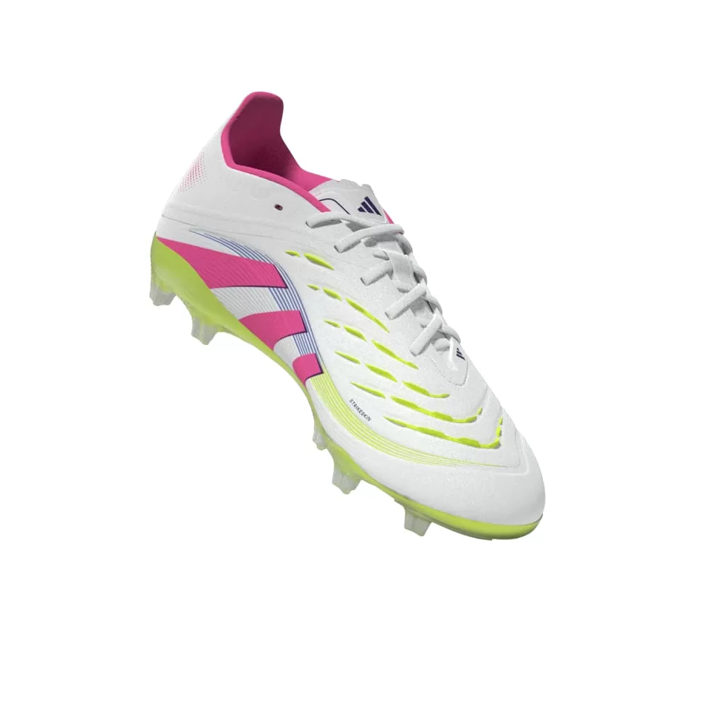 ID3757_13_FOOTWEAR_ZIP - Turntable_3d-4_white