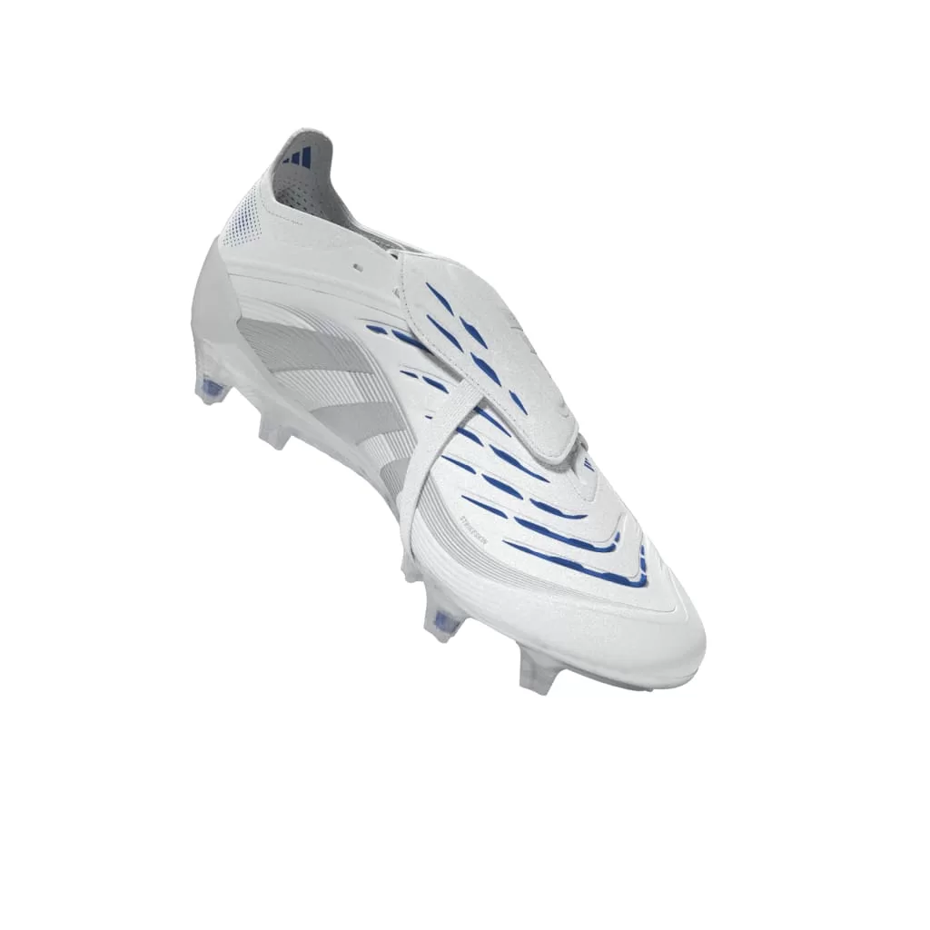 ID8965_13_FOOTWEAR_ZIP - Turntable_3d-4_white